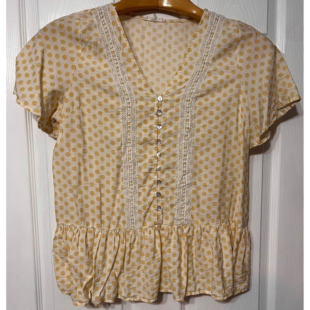 Easel‎ Los Angeles Yellow Polka Dot Peplum Blouse V-Neck Crochet Lace Medium